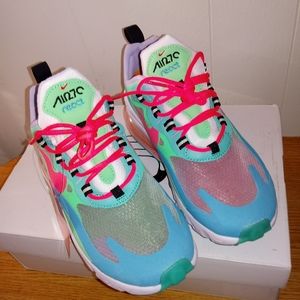 Nike Air Max 270 React